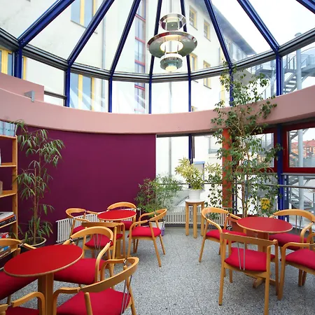 Djh Hostel *