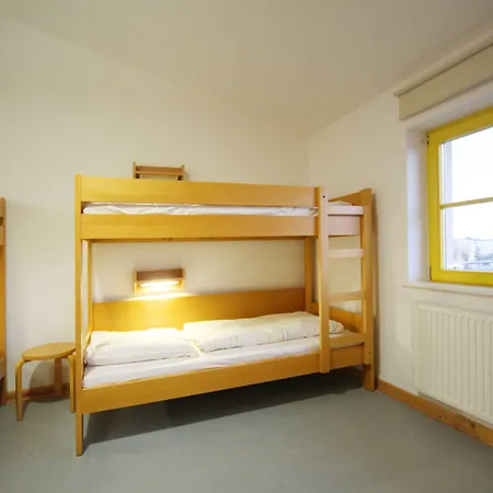 Djh Hostel *