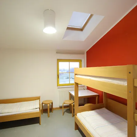 Hostel Djh *