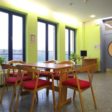 Djh Hostel