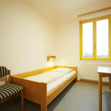 Hostel Djh