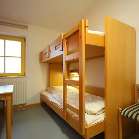 Djh Hostel *
