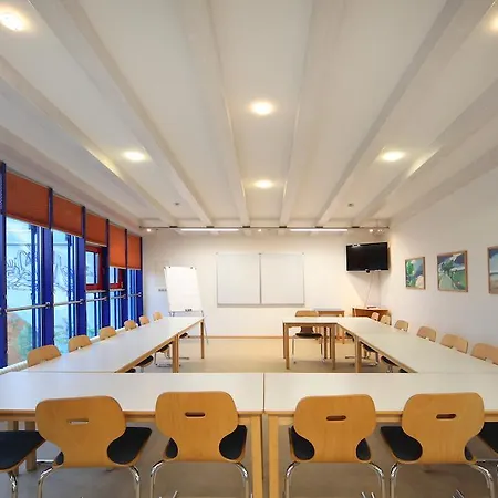 Djh Hostel *